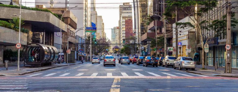 avenida em curitiba com estar digital