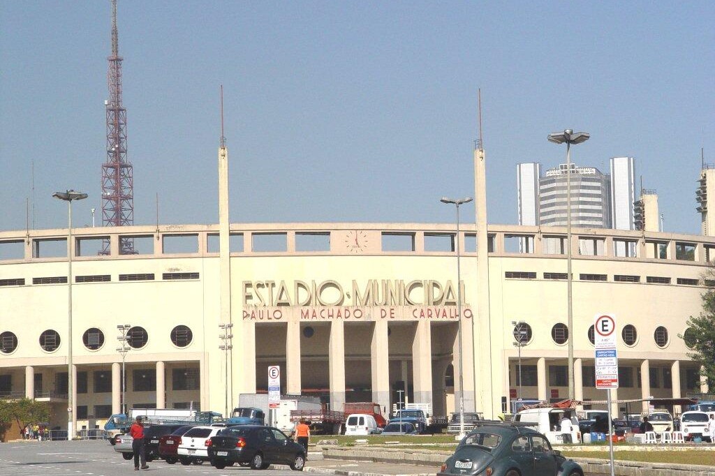 Fachada do estádio do Pacaembu, em SP